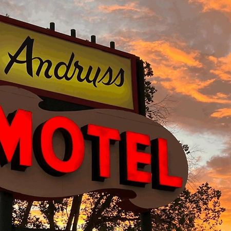 Andruss Motel Walker Ngoại thất bức ảnh